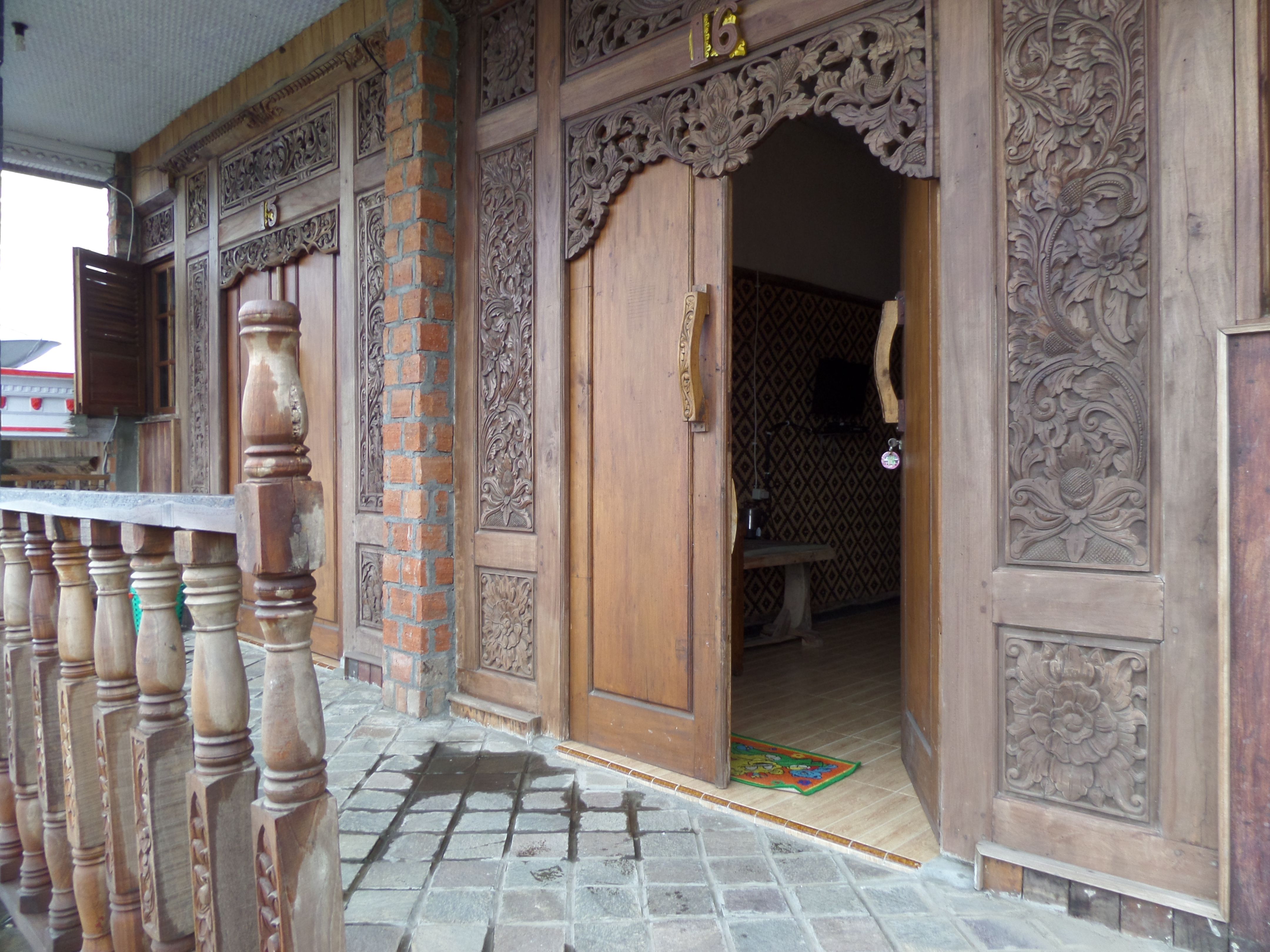 gallery12